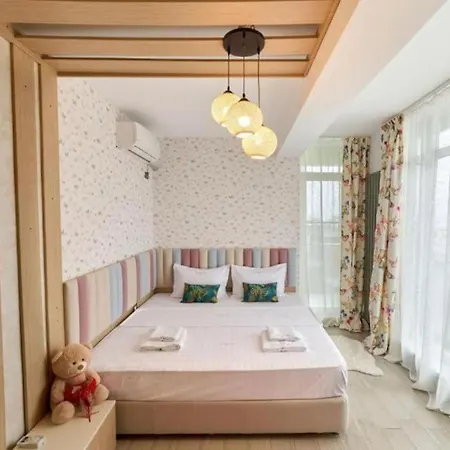 Apartment Nety House Alezzi *